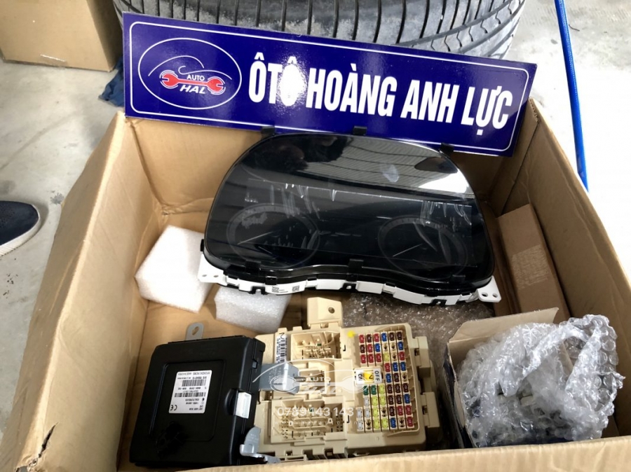 Thay thế phụ tùng tại garage